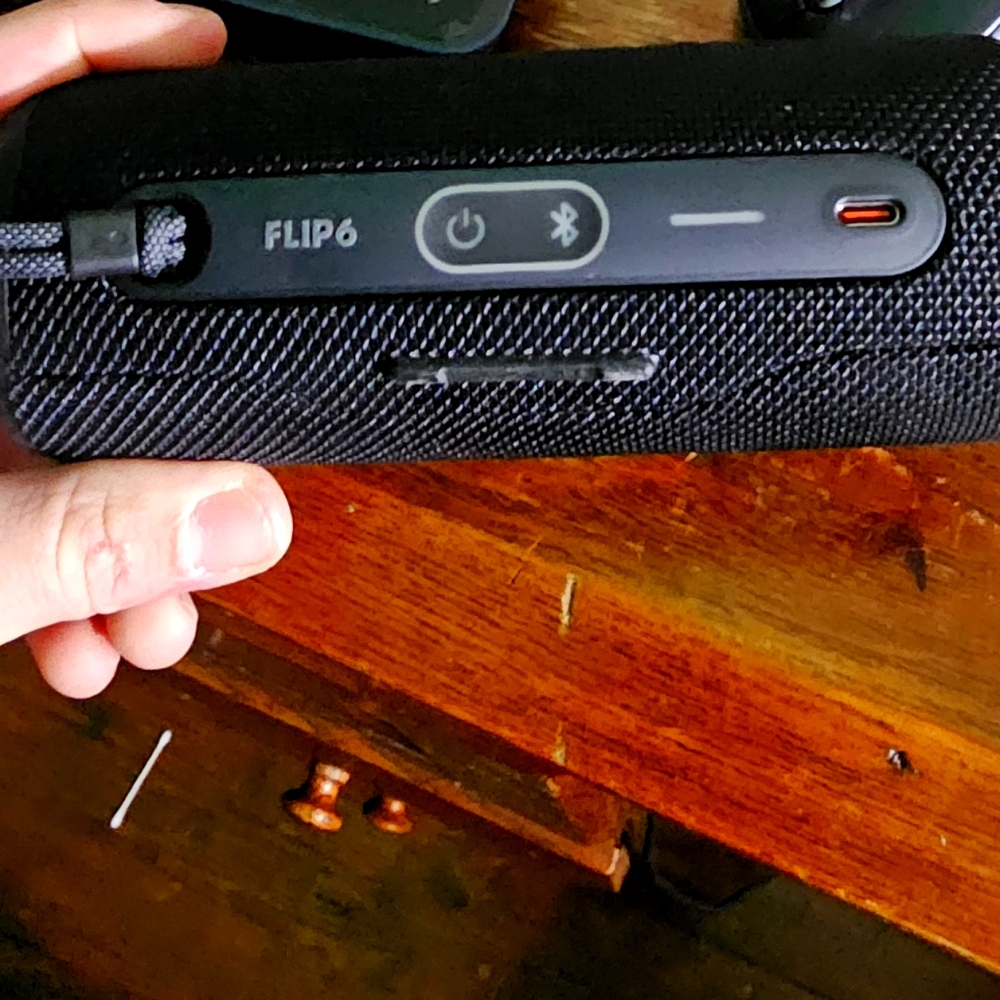 JBL Flip 6 Black Portable Bluetooth Speaker
